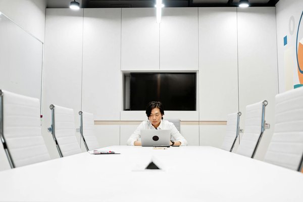 Discovering how uk laws shape mobile app telehealth data: an in-depth analysis